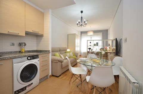 Dining area, Communal kitchen