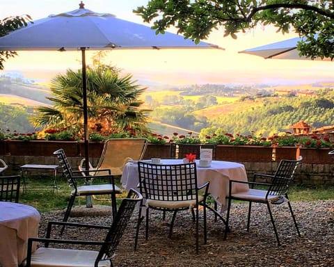 Garden, Garden view, Mountain view, Buffet breakfast, Sunrise