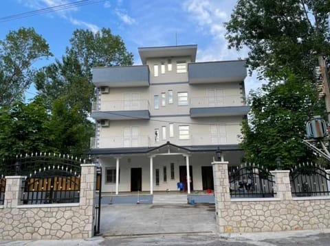 Property building, Day