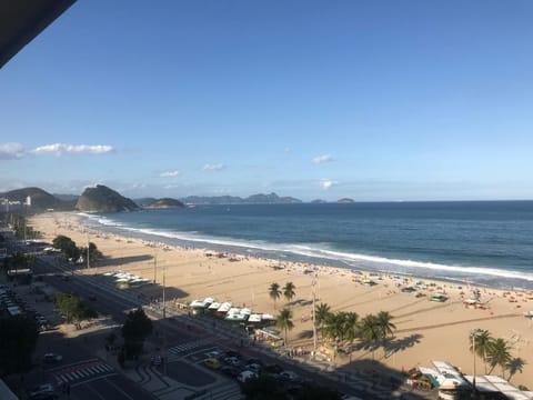 Lindo apartamento na avenida atlântica Copacabana R.J Apartment in Rio de Janeiro