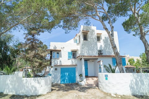 Property building, Off site