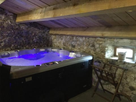 La Ferme de Beauregard SPA -LANARCE 07660 - jacuzzi et sauna House in Auvergne-Rhône-Alpes
