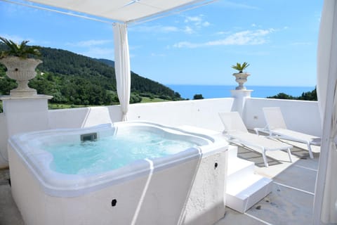 Hot Tub, Solarium, Balcony/Terrace, Balcony/Terrace, Sea view, Open Air Bath