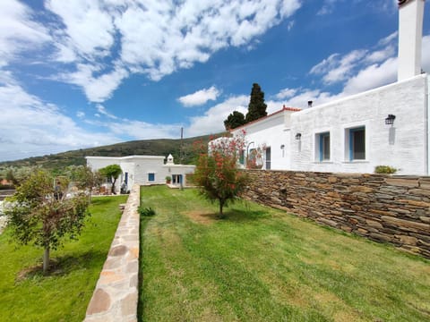 Property building, Natural landscape, Garden