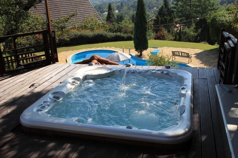 Massage, Spa and wellness centre/facilities, Swimming pool
