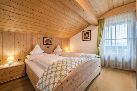 Property building, Living room, Bedroom