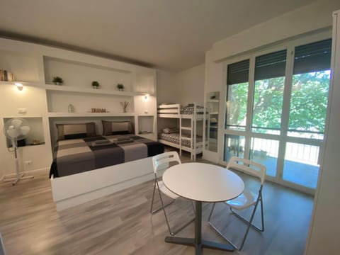 Bed&breakfast BBqueen Sandonato Policlinico Bed and Breakfast in San Donato Milanese