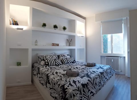 Bed&breakfast BBqueen Sandonato Policlinico Bed and Breakfast in San Donato Milanese