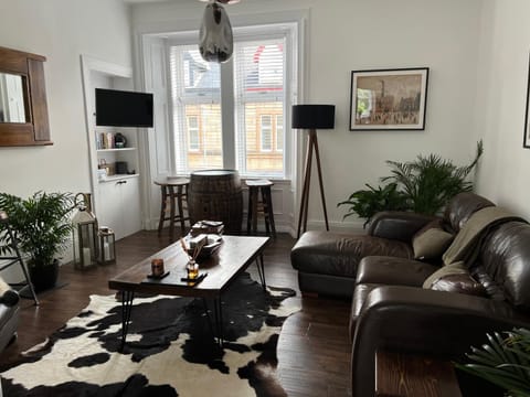 The Lowry .. Where elegance meets Luxury! Apartment in Oban