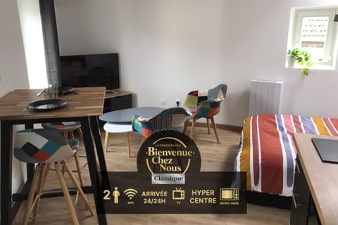 Le Petit Sault - Super Studio refait à neuf proche des commerces NaionalN3 Apartment in Auvergne-Rhône-Alpes