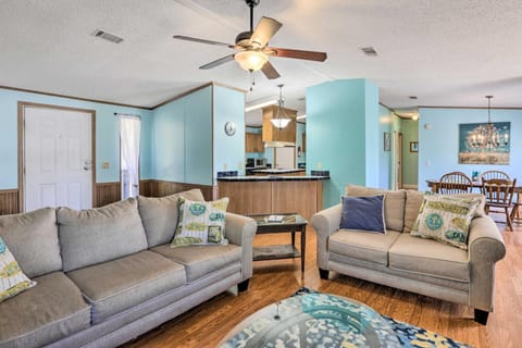 Steinhatchee Home with Boat Parking 1 Mi to Marina House in Florida