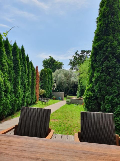 Garden, Balcony/Terrace, Garden view