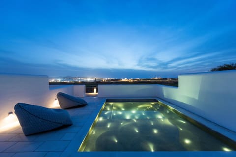 Balcony/Terrace, Sea view, Swimming pool, Sunrise, Sunset