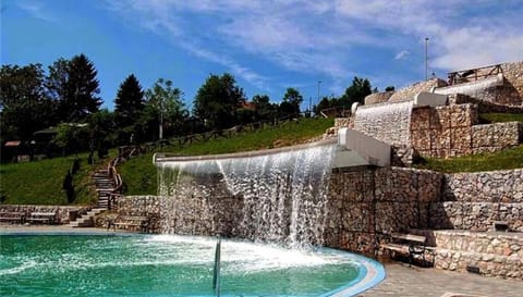 A First class za 4 osobe 2 spavaće sobe Apartment in Federation of Bosnia and Herzegovina