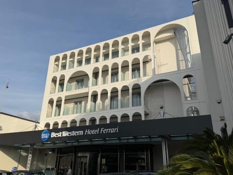 Property building, Day