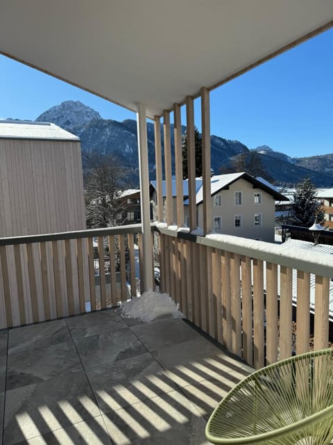 Property building, Day, Natural landscape, Winter, View (from property/room), Balcony/Terrace