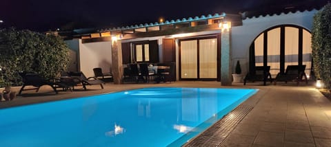Property building, Night