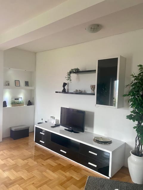 City view & pool apartment Apartment in Serbia