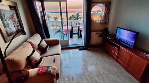 Living room, Sea view, Sunset