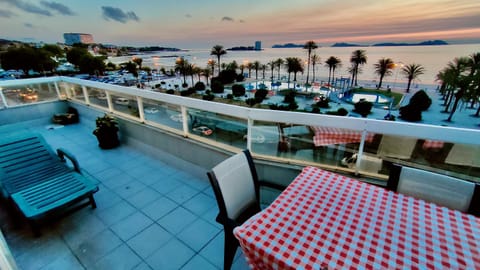 Balcony/Terrace, Balcony/Terrace, Sea view, Sunset