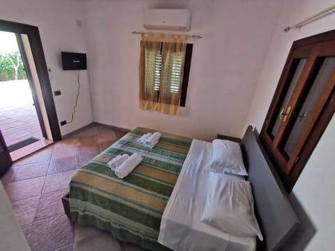 Eldivin Bed and Breakfast in San Teodoro