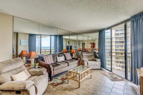 Ocean Creek DD-6 Apartment in Briarcliffe Acres