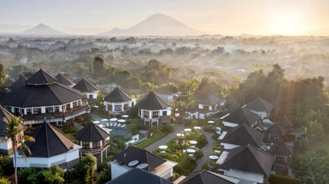 Day, Natural landscape, Bird's eye view, View (from property/room), Sunrise