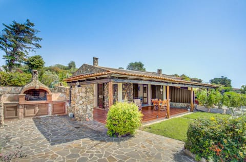 Property building, Garden view