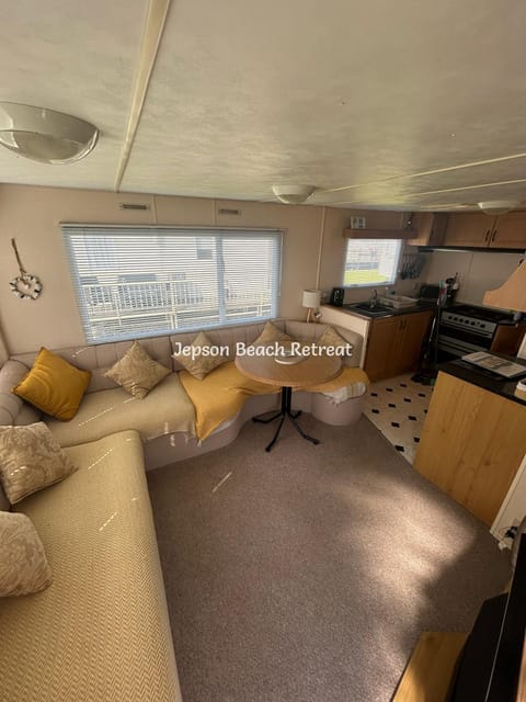 Living room, Photo of the whole room, Seating area