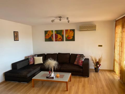 Villa Omnia Villa in Varna