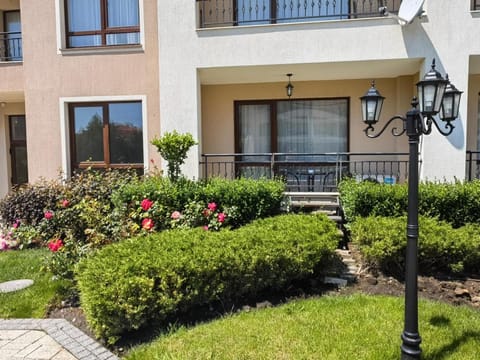 Garden, Garden, Balcony/Terrace, Garden view, Garden view