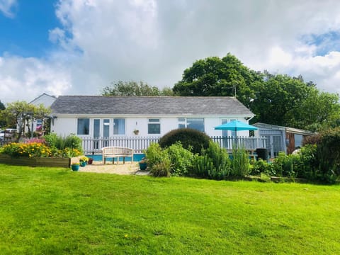Property building, Garden, Garden