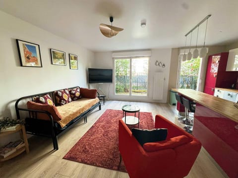 Charme et Passion By UTA HOUSE Apartment in Saint-Denis, France