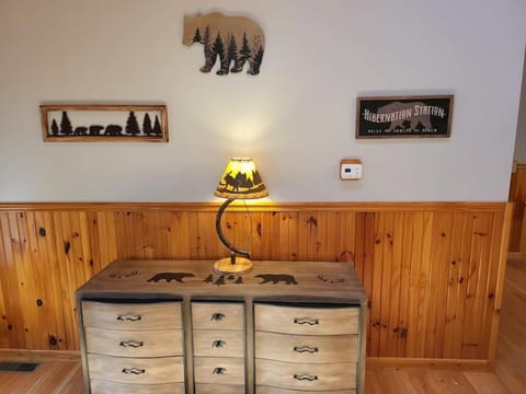 Hibernation Haven House in Deep Creek Lake