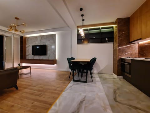 Kitchen or kitchenette, Living room, Dining area