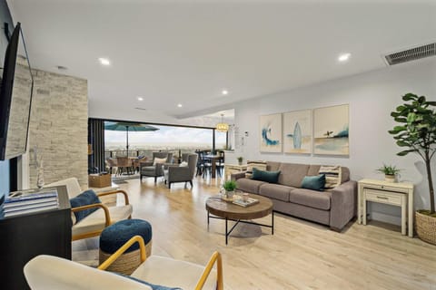 The California III House in Point Loma