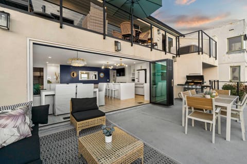 The California III House in Point Loma