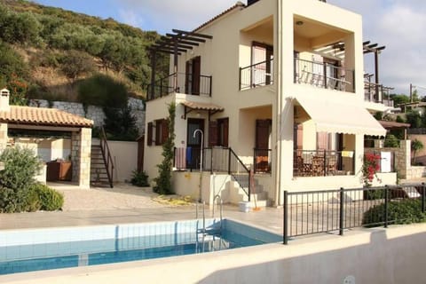 Villa Seashell, Private Pool and Magnficent View Villa in Crete