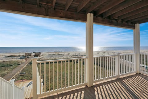 Pelican Landing 3 by Pristine Properties Vacation Rentals House in Florida