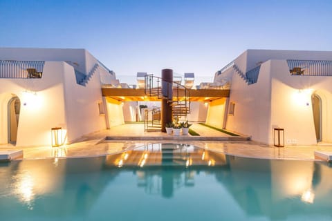 Property building, Night