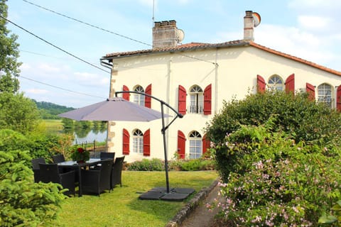Garden, Garden view, River view, Area and facilities