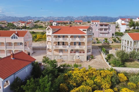 Apartments Vlado i Vesna Apartment in Zadar County
