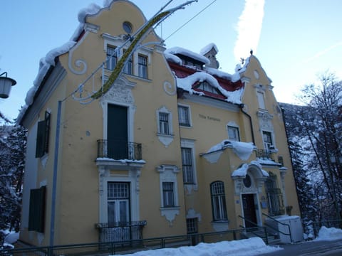 Property building, Winter