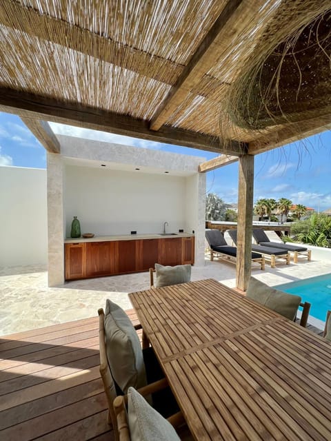 Patio, Balcony/Terrace, Kitchen or kitchenette, Swimming pool