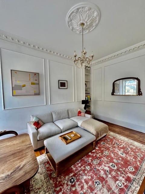 Nearby landmark, Living room