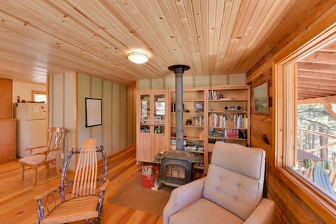 Idyllic Twin Lakes Escape with Views of the Lakes House in Colorado