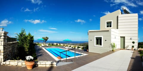 Spring, On site, Pool view, Sea view, Swimming pool
