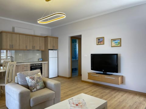 Living room, Seating area, oven