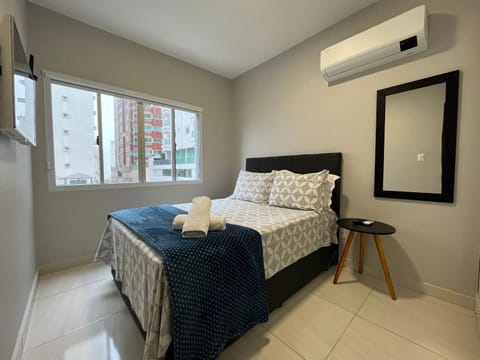 Bed, Bedroom, towels, air conditioner