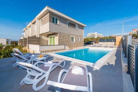 Villa Tamarut Apartment in Novalja